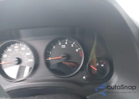 2012 Jeep Patriot Latitude z USA, uszkodzony, nr VIN 1C4NJRFB9CD686228